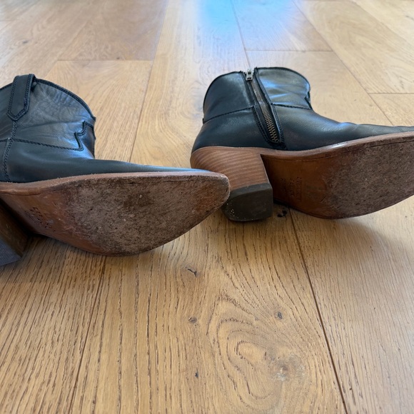 LIBERTY Black Ankle Boots - Picture 3 of 6